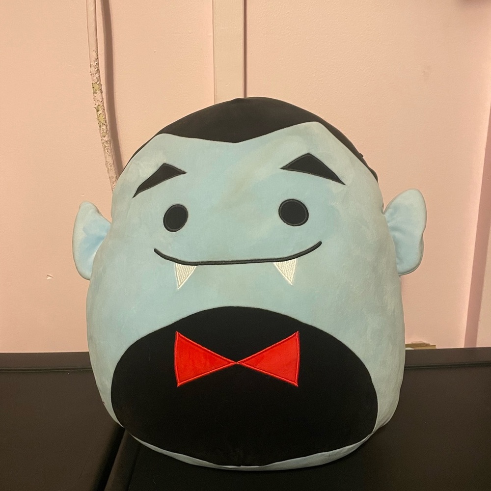 Squishmallows Drake Dracula Vampire 16” Plush  Kelly Toys